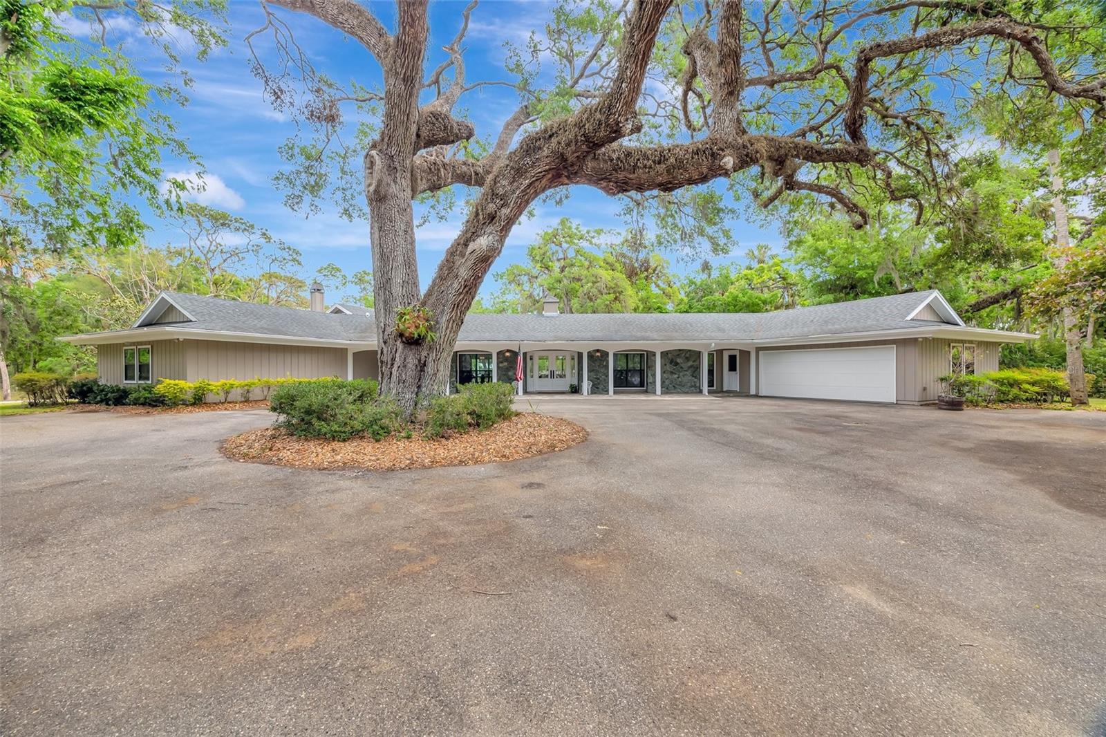 1240 FOX CREEK DR, SARASOTA, FL, 34240