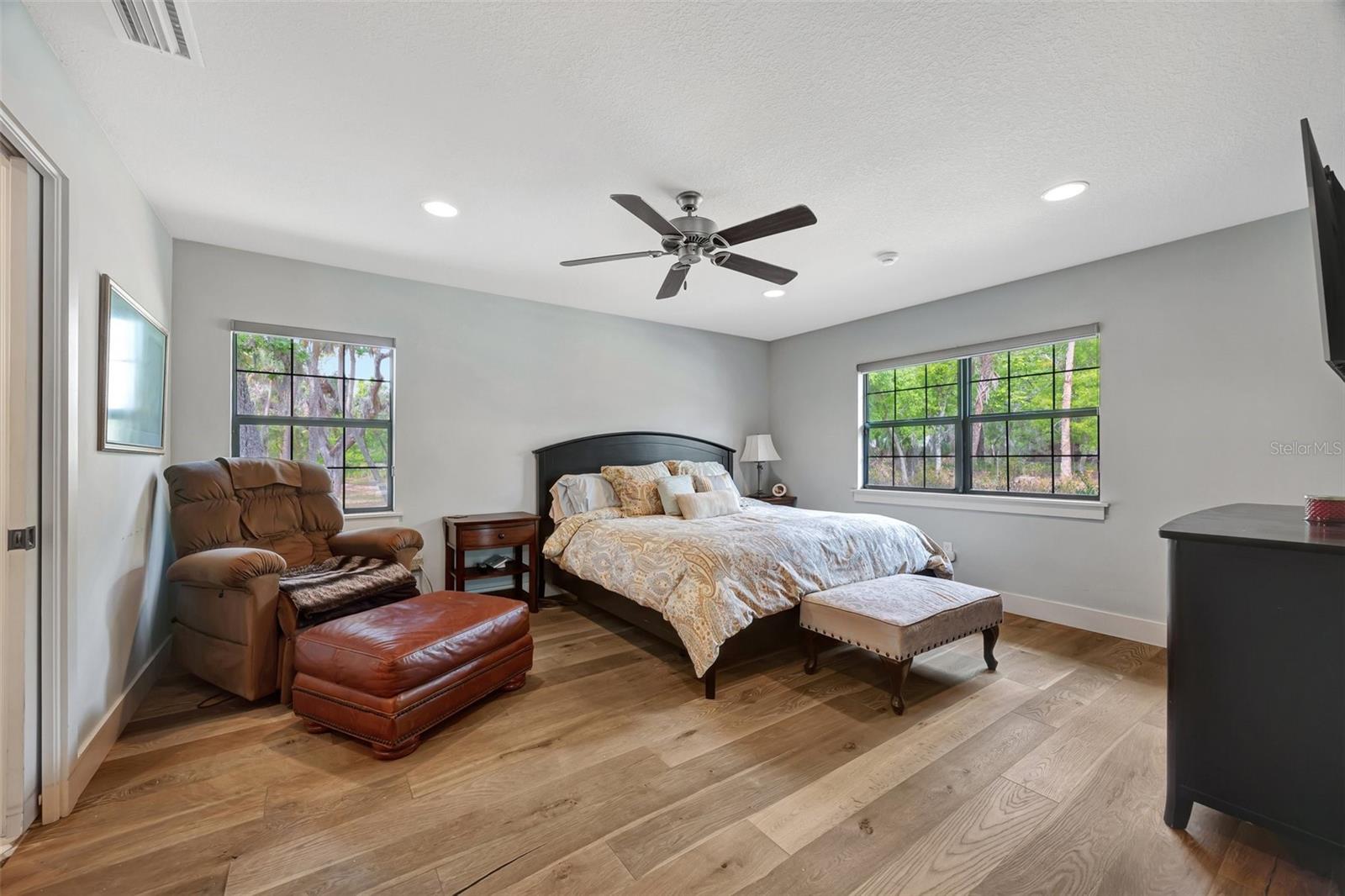 1240 FOX CREEK DR, SARASOTA, FL, 34240