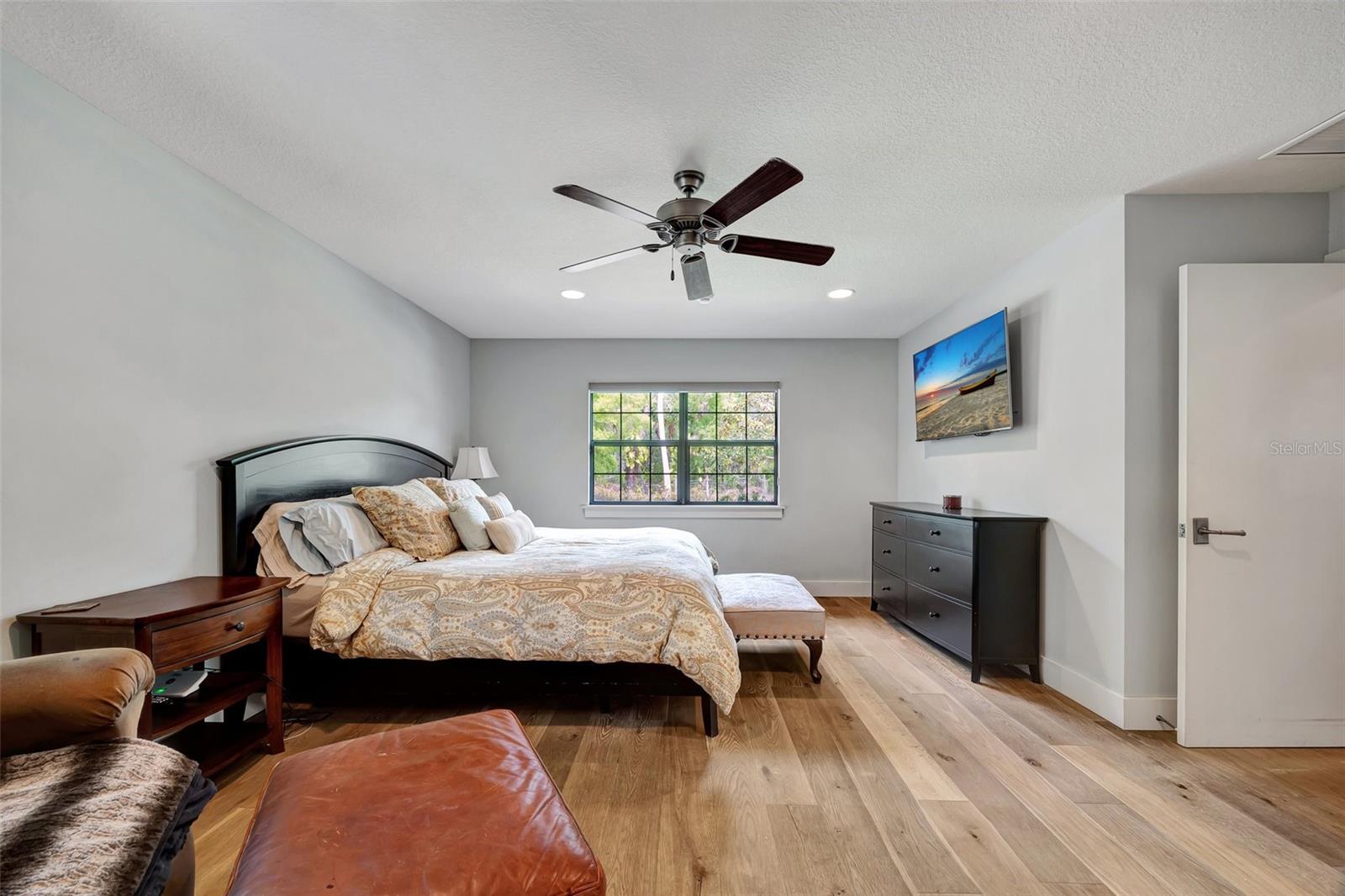 1240 FOX CREEK DR, SARASOTA, FL, 34240