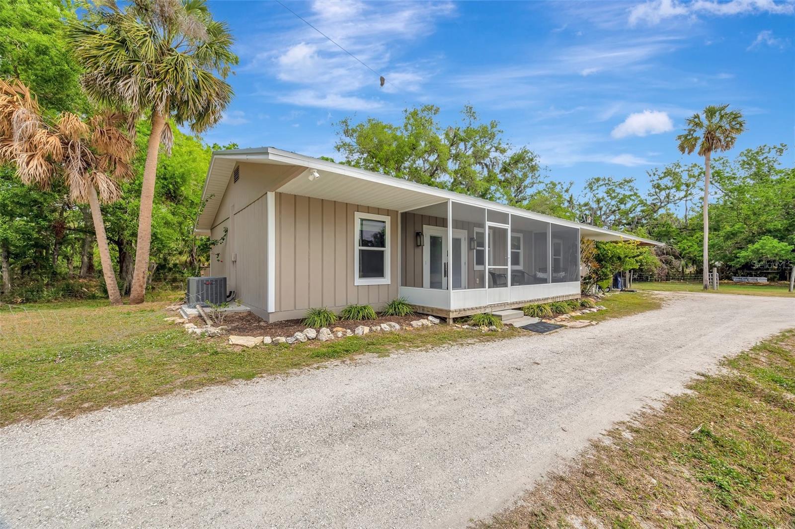 1240 FOX CREEK DR, SARASOTA, FL, 34240