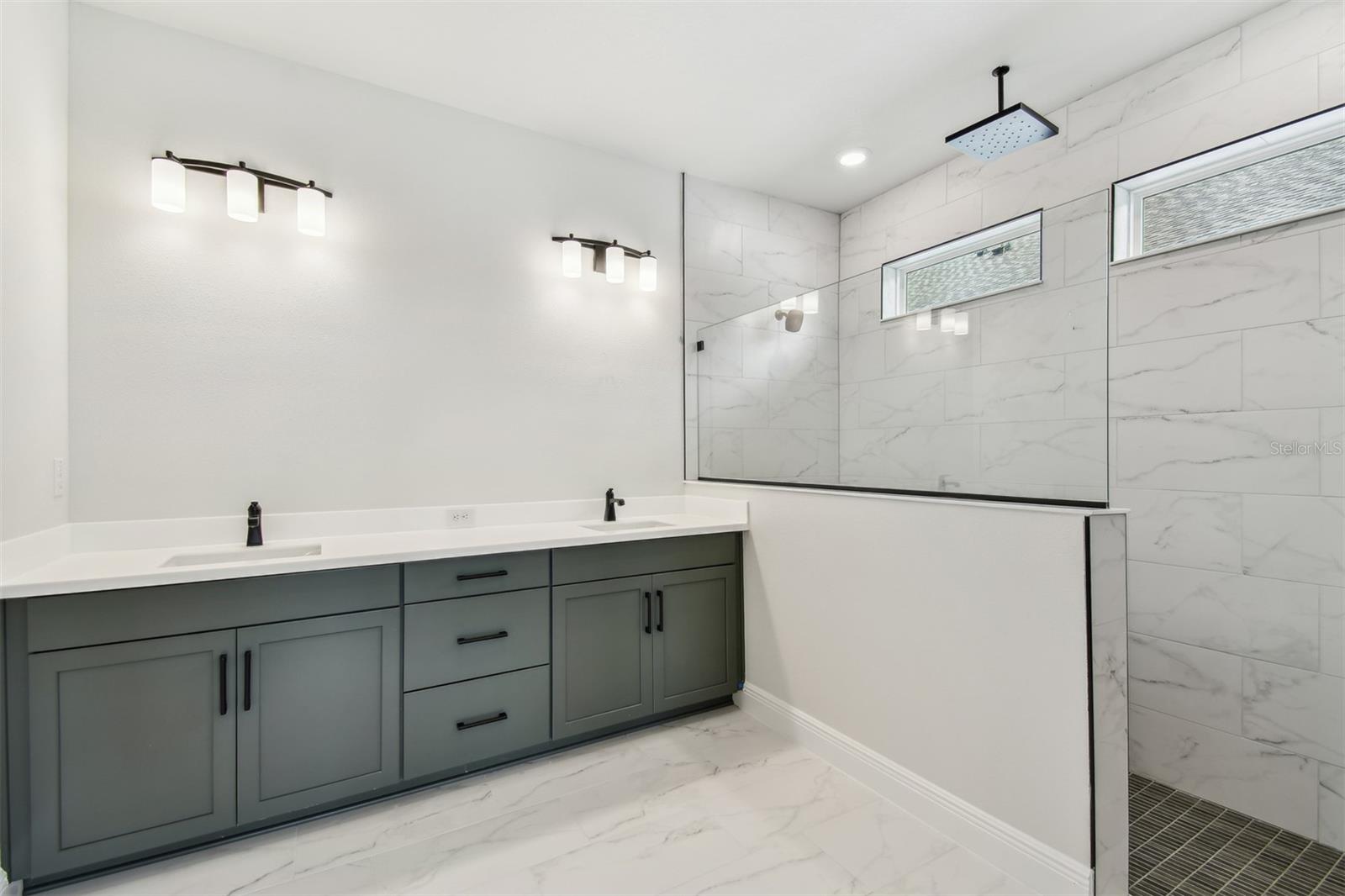 31651 WESTBURY ESTATES AVE, WESLEY CHAPEL, FL, 33545