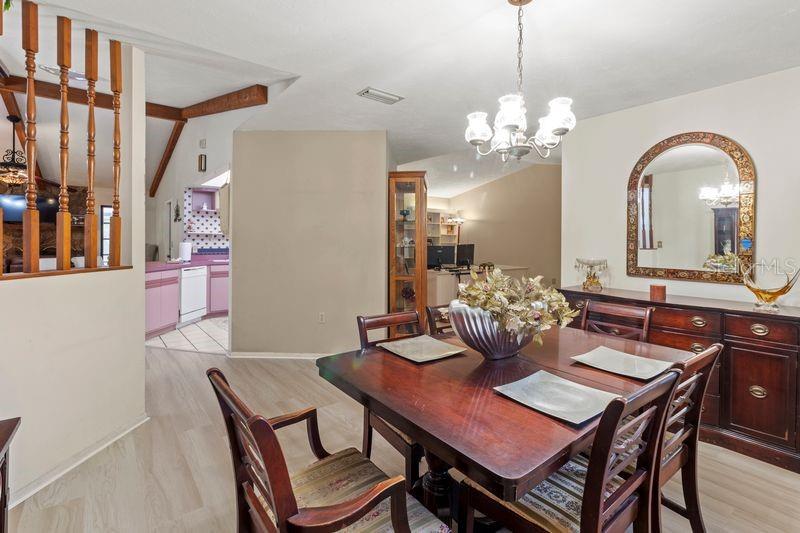 7006 41ST AVE E, BRADENTON, FL, 34208