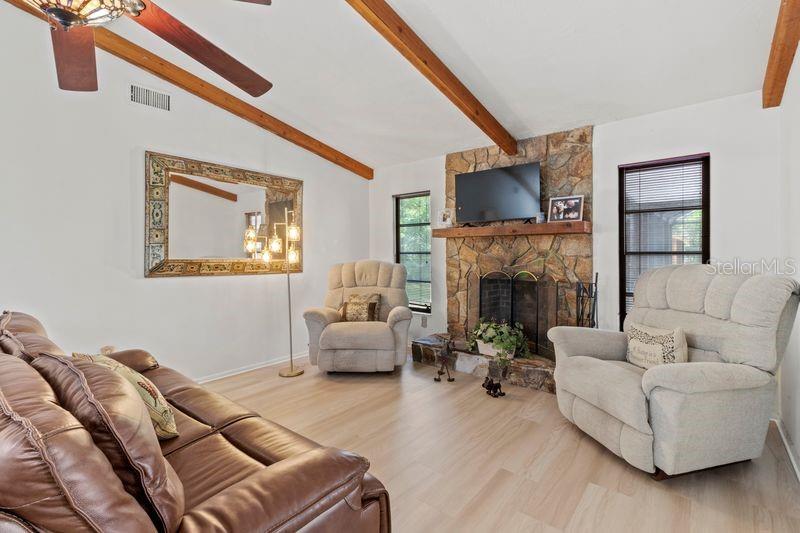 7006 41ST AVE E, BRADENTON, FL, 34208