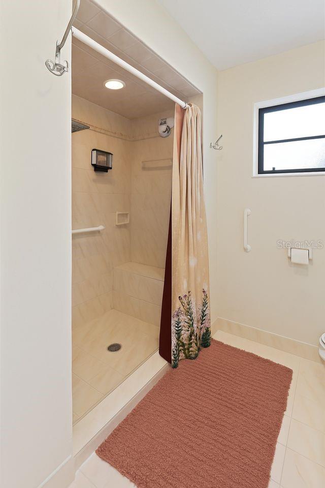 7006 41ST AVE E, BRADENTON, FL, 34208