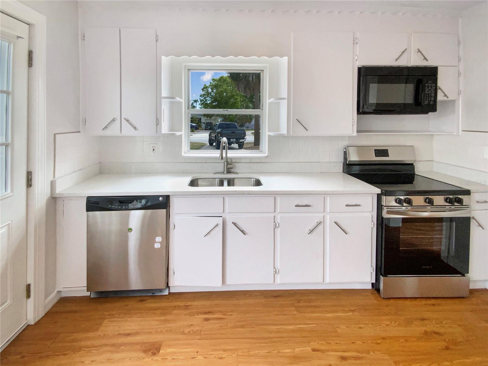 5531 9TH AVE N, ST PETERSBURG, FL, 33710