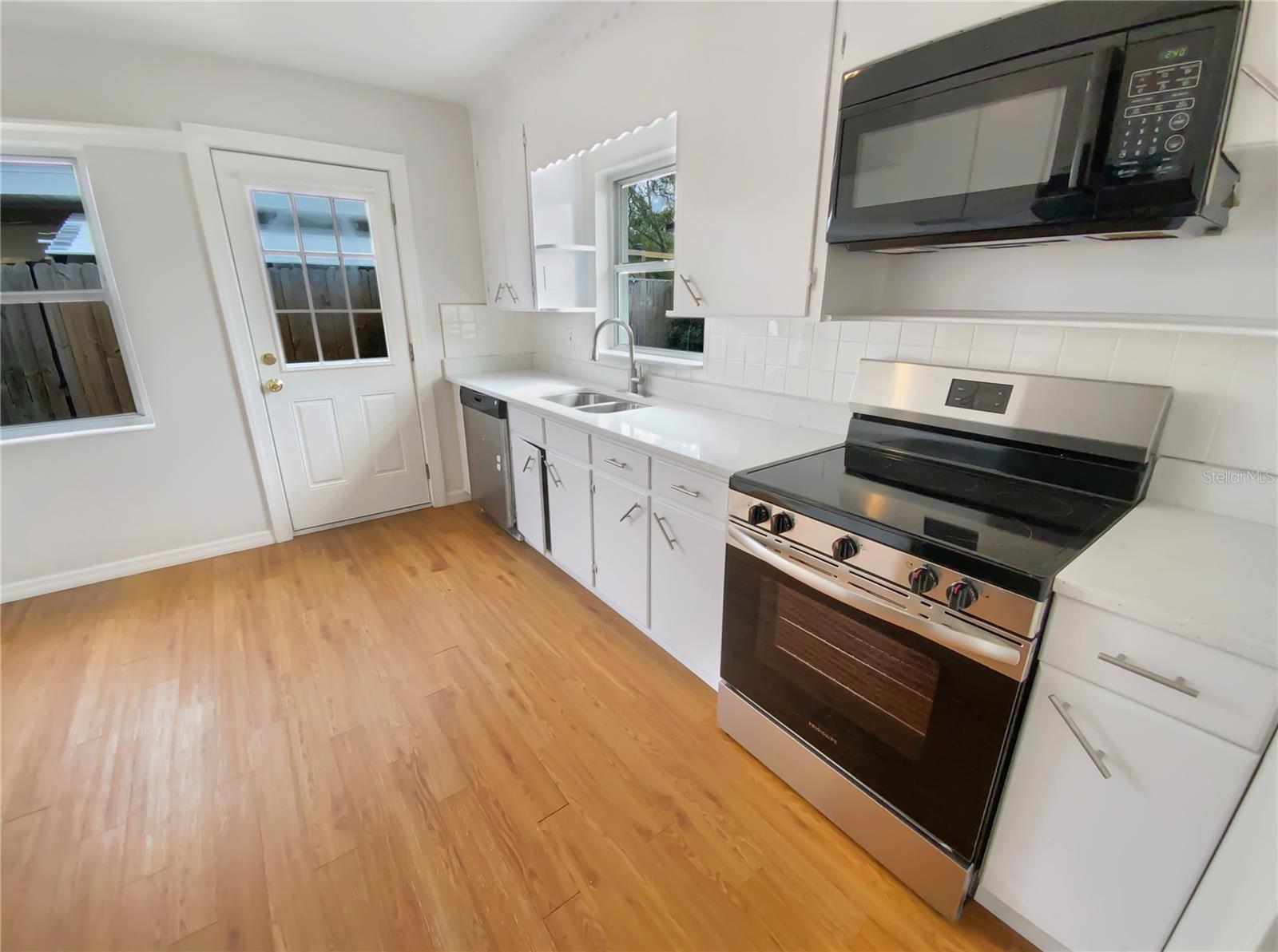 5531 9TH AVE N, ST PETERSBURG, FL, 33710