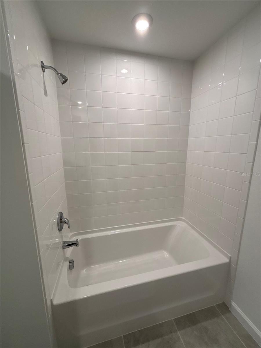 4232 SADLER RD, APOPKA, FL, 32712