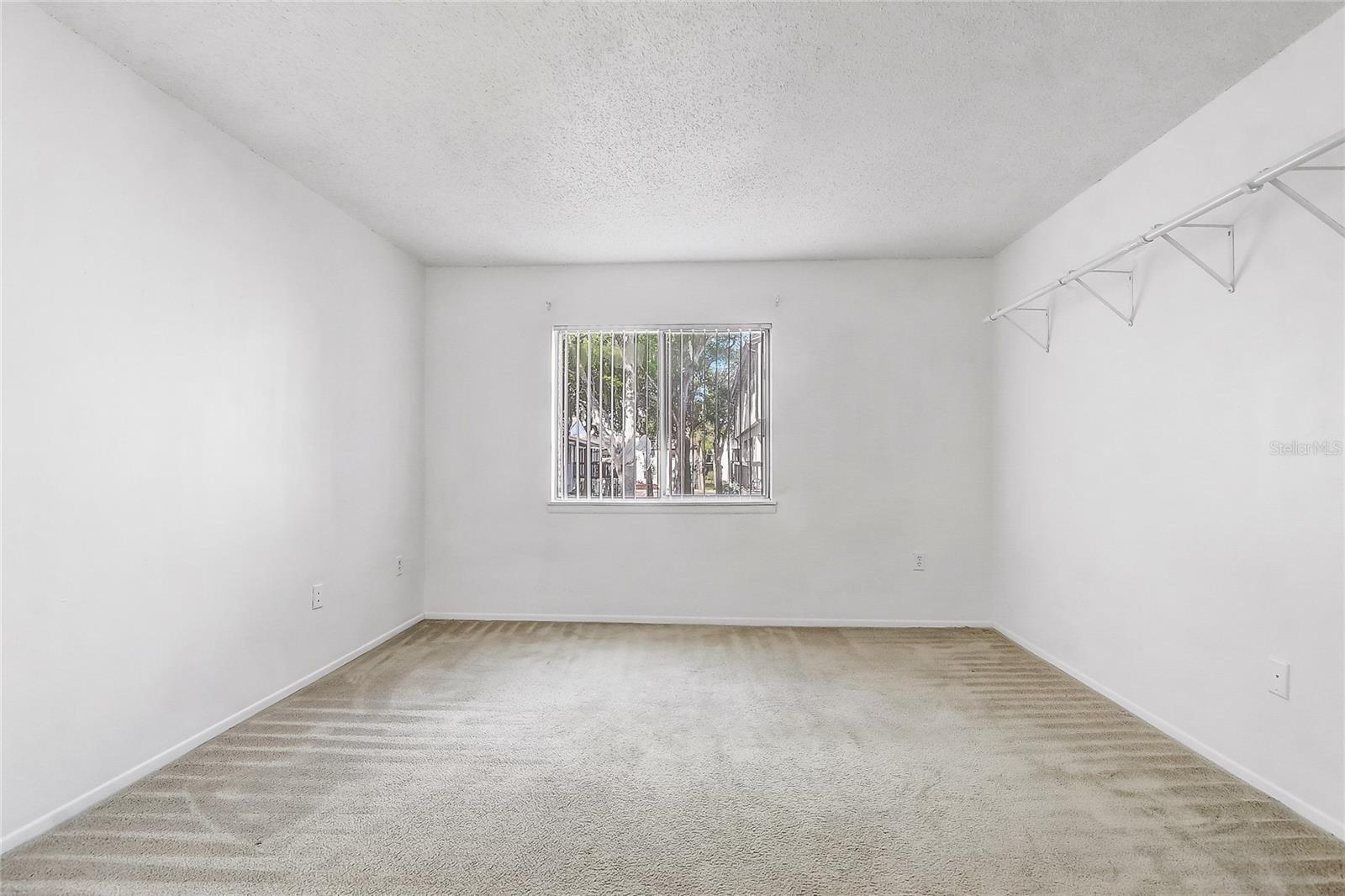 4215 S SEMORAN BLVD #3, ORLANDO, FL, 32822