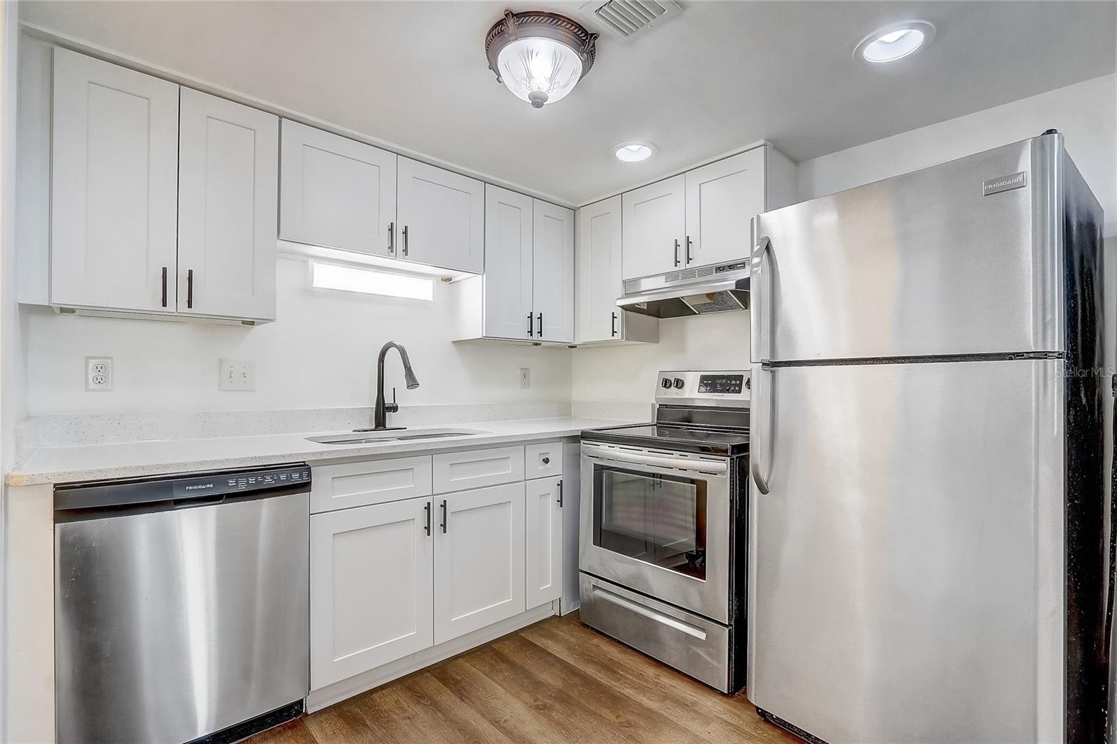 4215 S SEMORAN BLVD #3, ORLANDO, FL, 32822