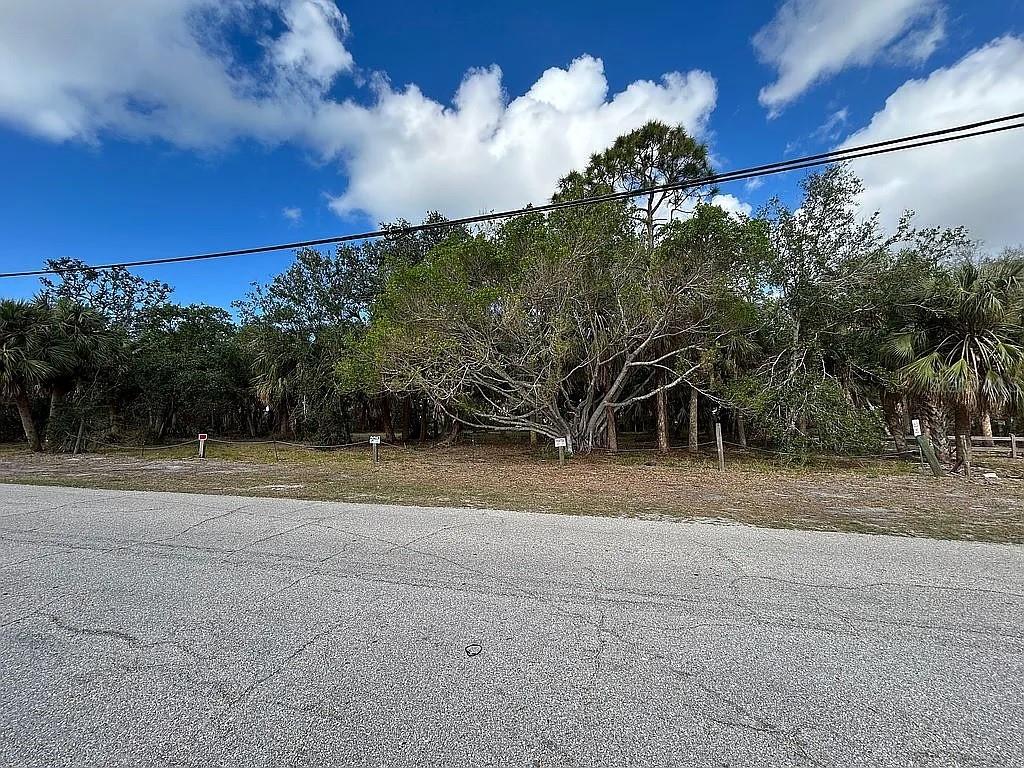 POCONO TRL E, NOKOMIS, FL, 34275