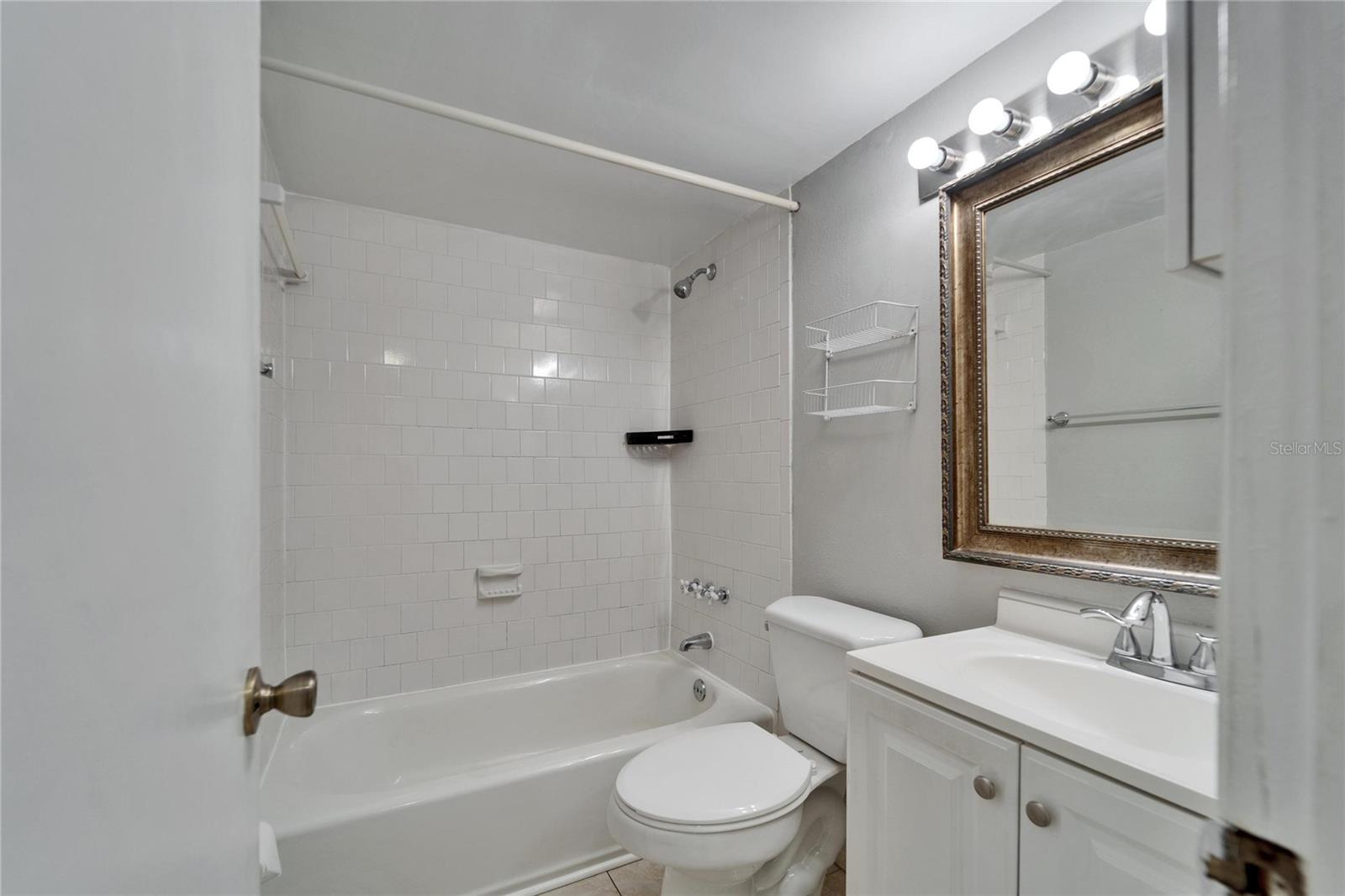 5820 N CHURCH AVE #241, TAMPA, FL, 33614