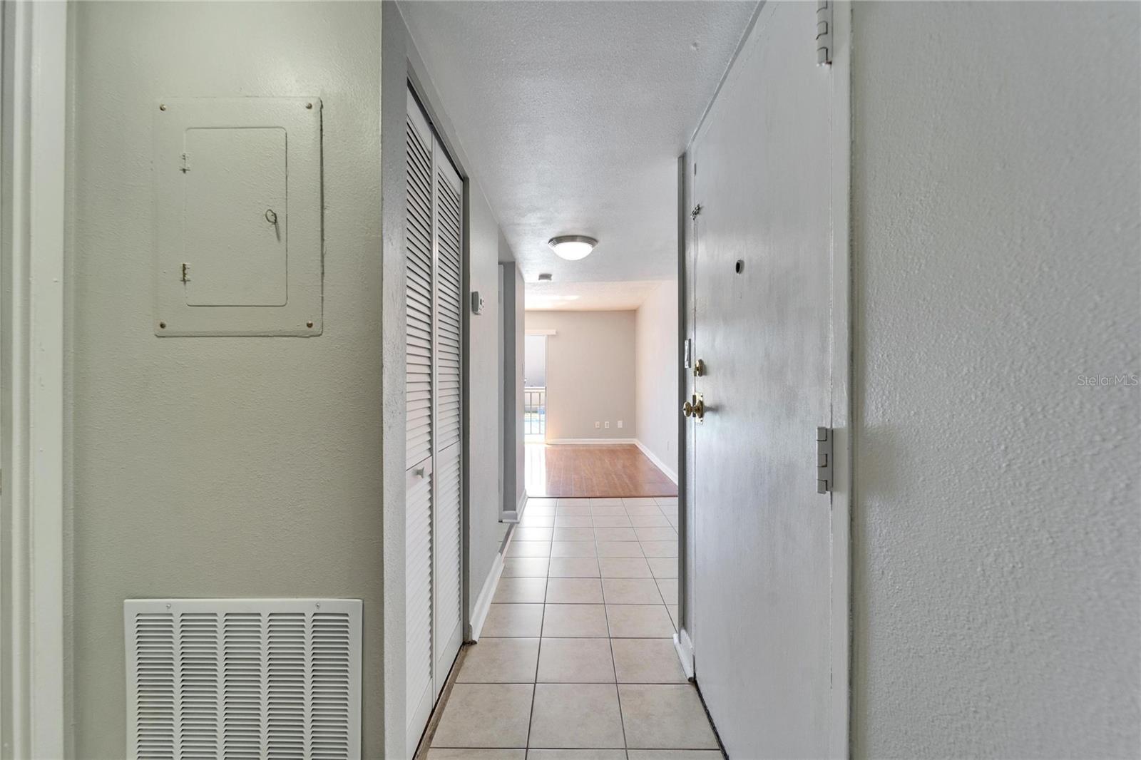 5820 N CHURCH AVE #241, TAMPA, FL, 33614