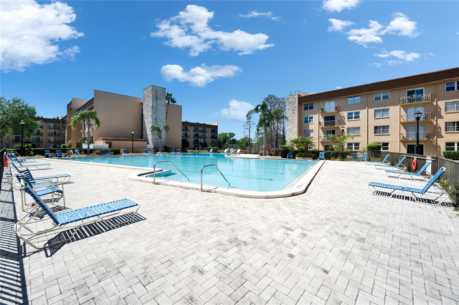 5820 N CHURCH AVE #241, TAMPA, FL, 33614