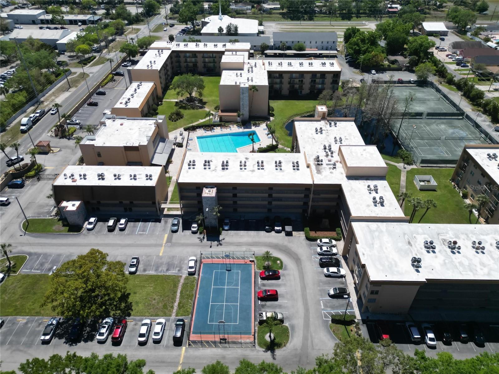 5820 N CHURCH AVE #241, TAMPA, FL, 33614