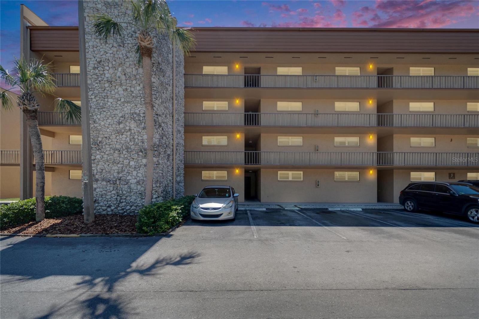 5820 N CHURCH AVE #241, TAMPA, FL, 33614