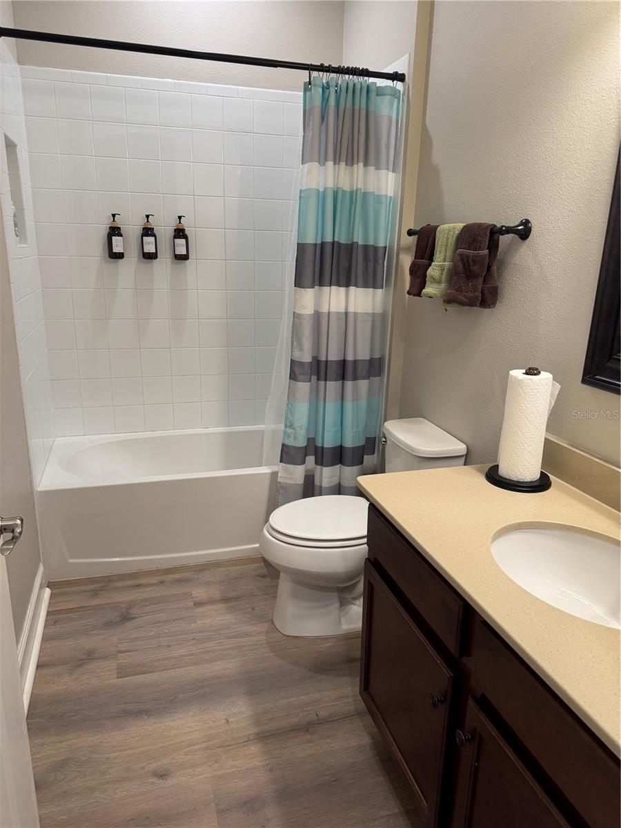 734 CALABRIA WAY, HOWEY IN THE HILLS, FL, 34737