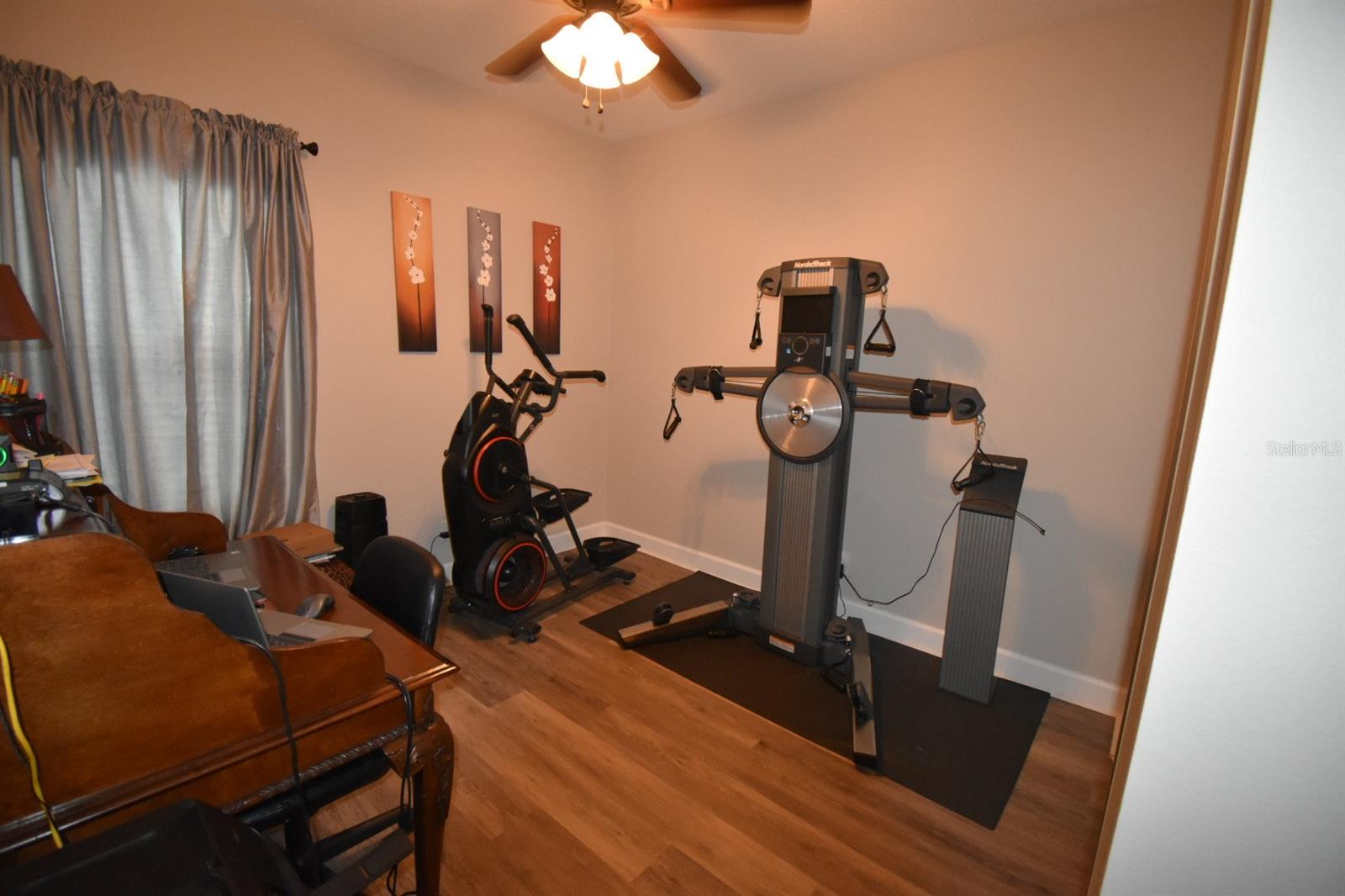 734 CALABRIA WAY, HOWEY IN THE HILLS, FL, 34737