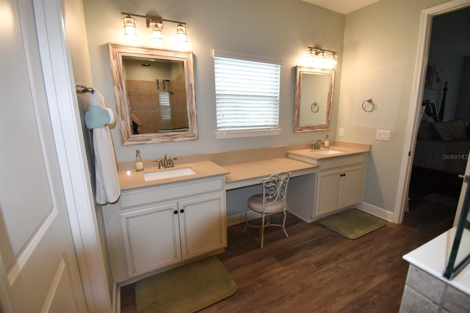 734 CALABRIA WAY, HOWEY IN THE HILLS, FL, 34737