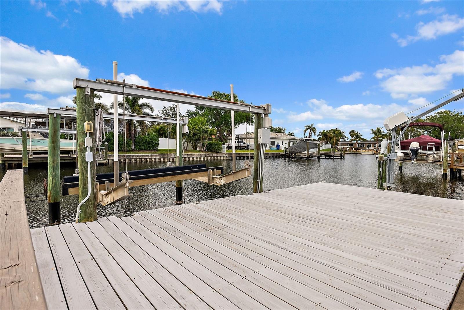 1449 48TH AVE NE, ST PETERSBURG, FL, 33703