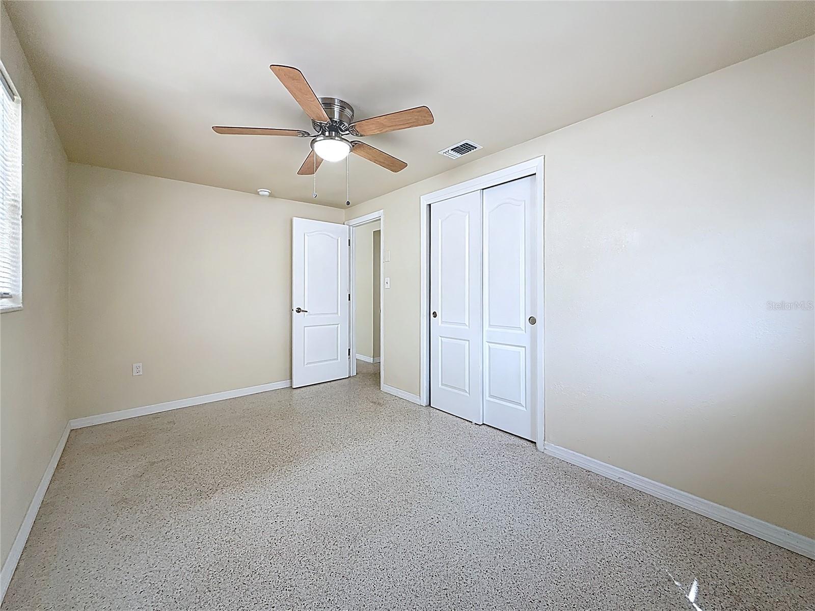 2122 HOLIDAY DR, HOLIDAY, FL, 34691