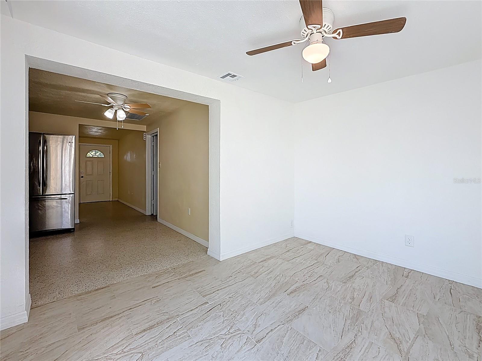 2122 HOLIDAY DR, HOLIDAY, FL, 34691