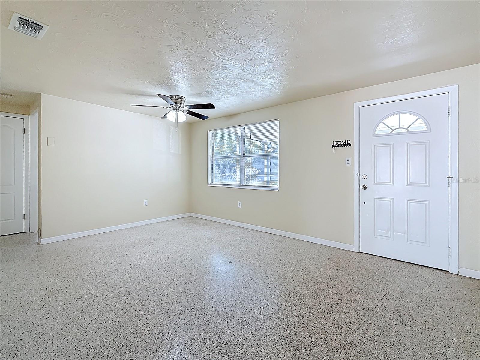 2122 HOLIDAY DR, HOLIDAY, FL, 34691