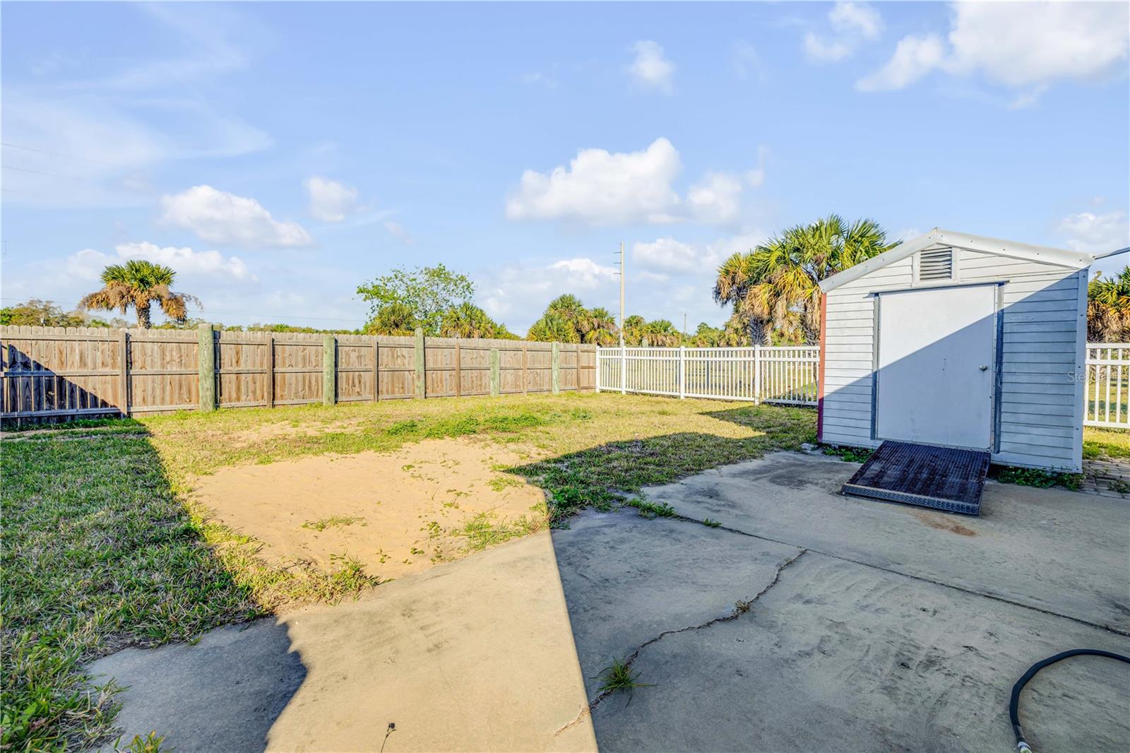 784 INDIAN HARBOR AVE, OAK HILL, FL, 32759