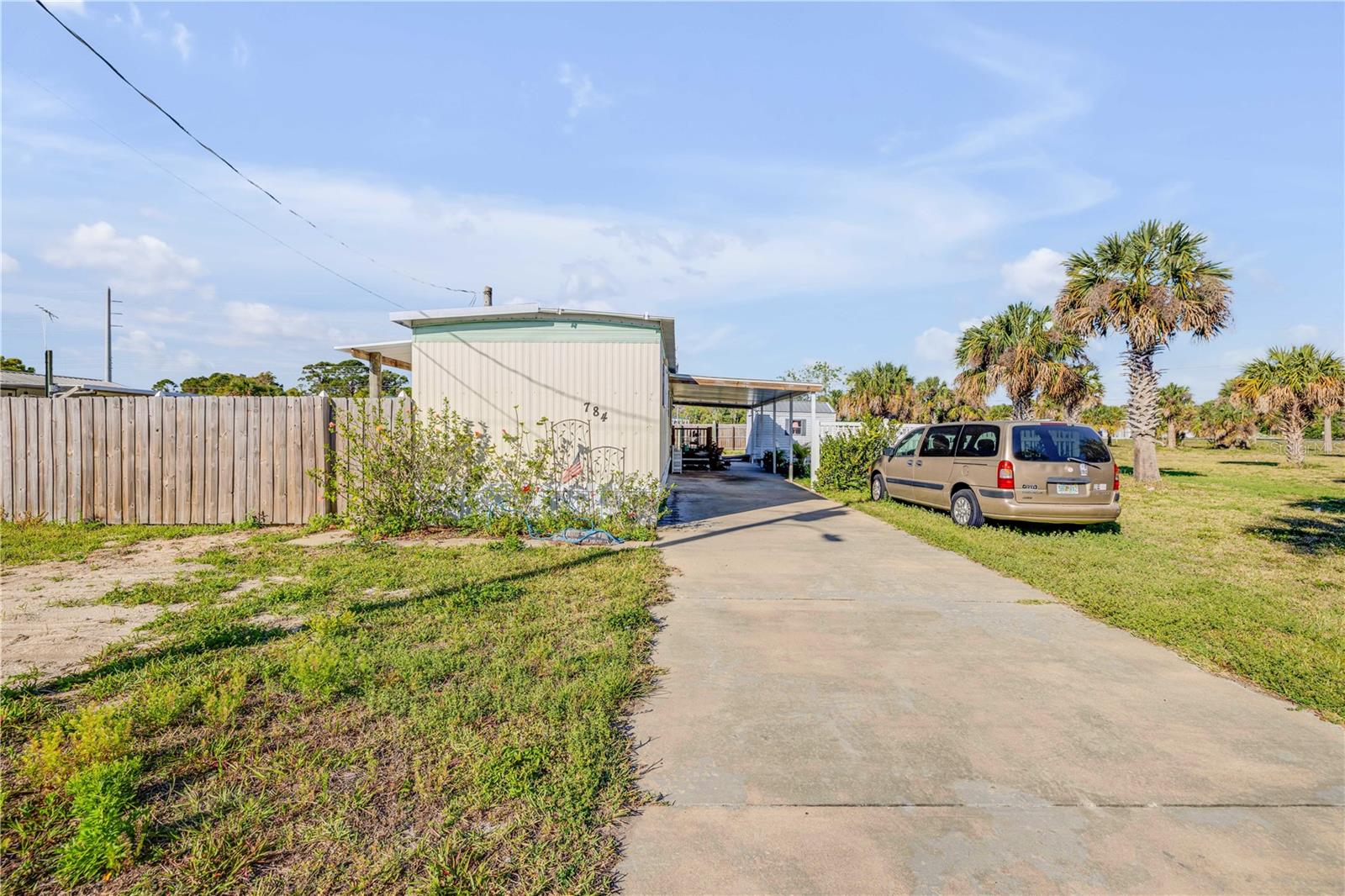 784 INDIAN HARBOR AVE, OAK HILL, FL, 32759