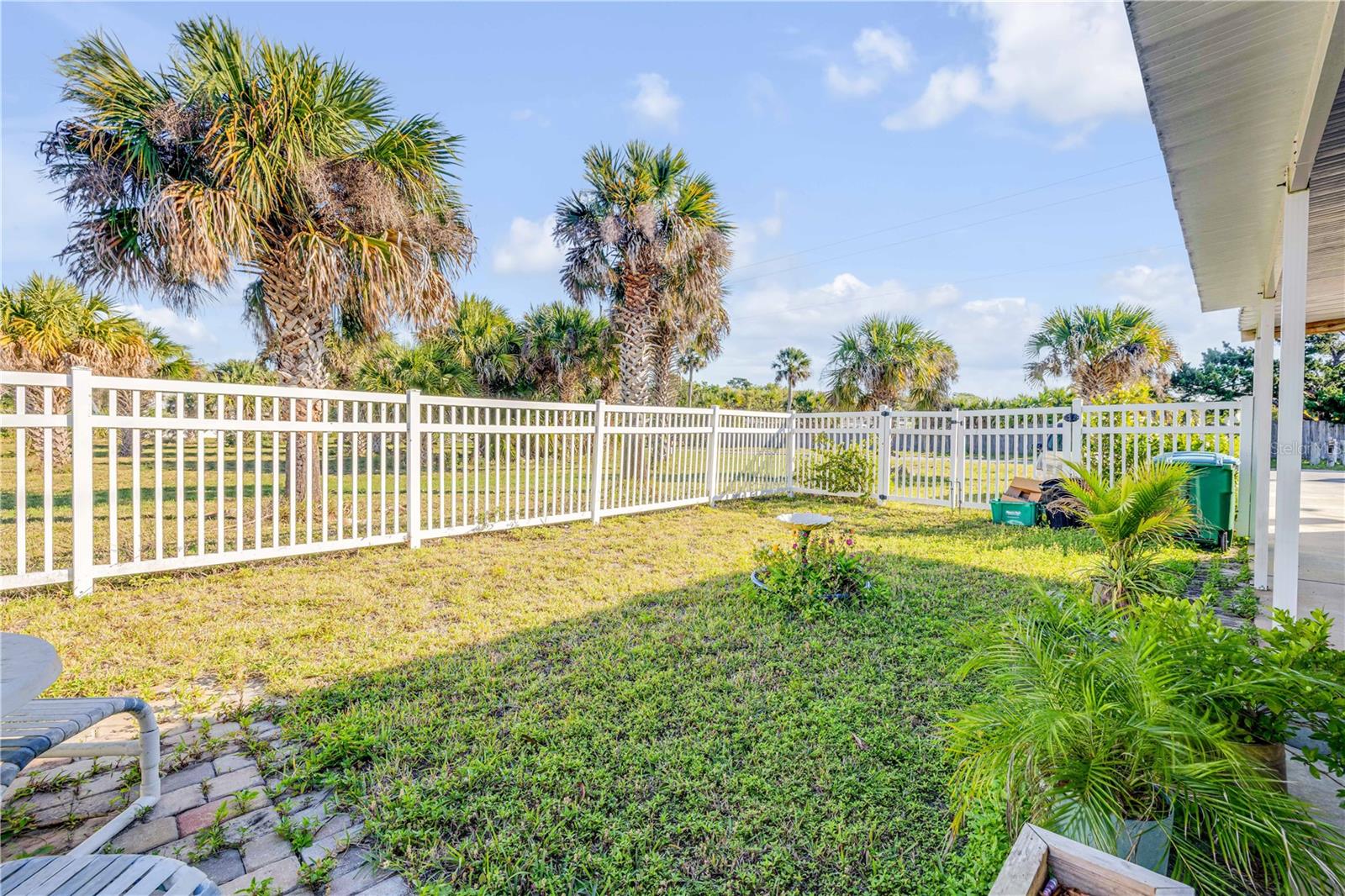 784 INDIAN HARBOR AVE, OAK HILL, FL, 32759