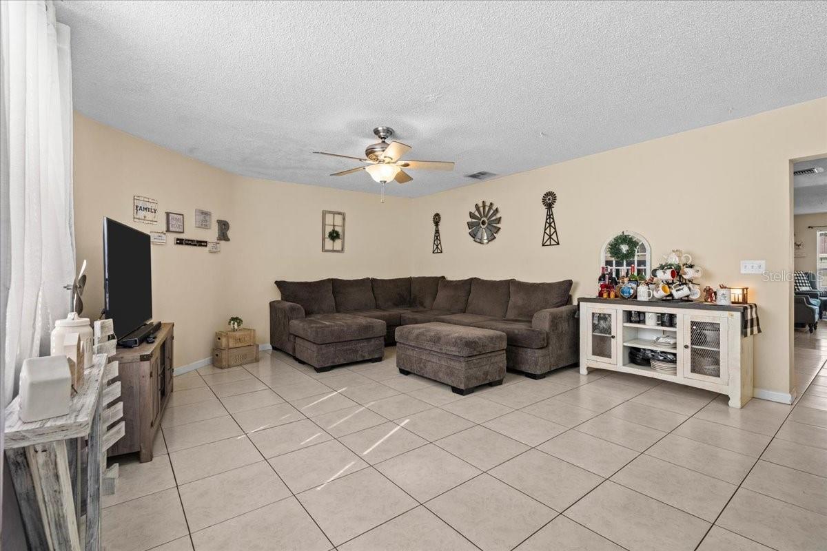 3840 CEDARWAXWING AVE, ORLANDO, FL, 32822