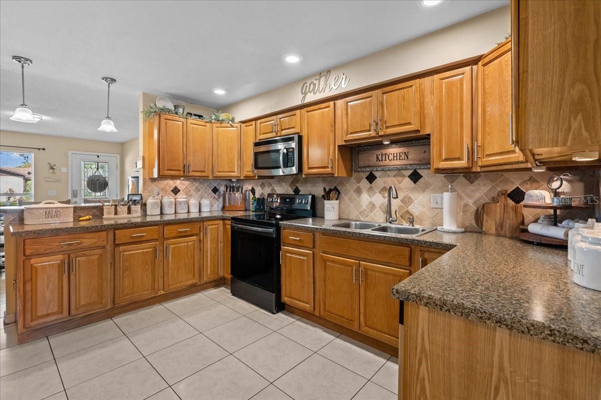 3840 CEDARWAXWING AVE, ORLANDO, FL, 32822