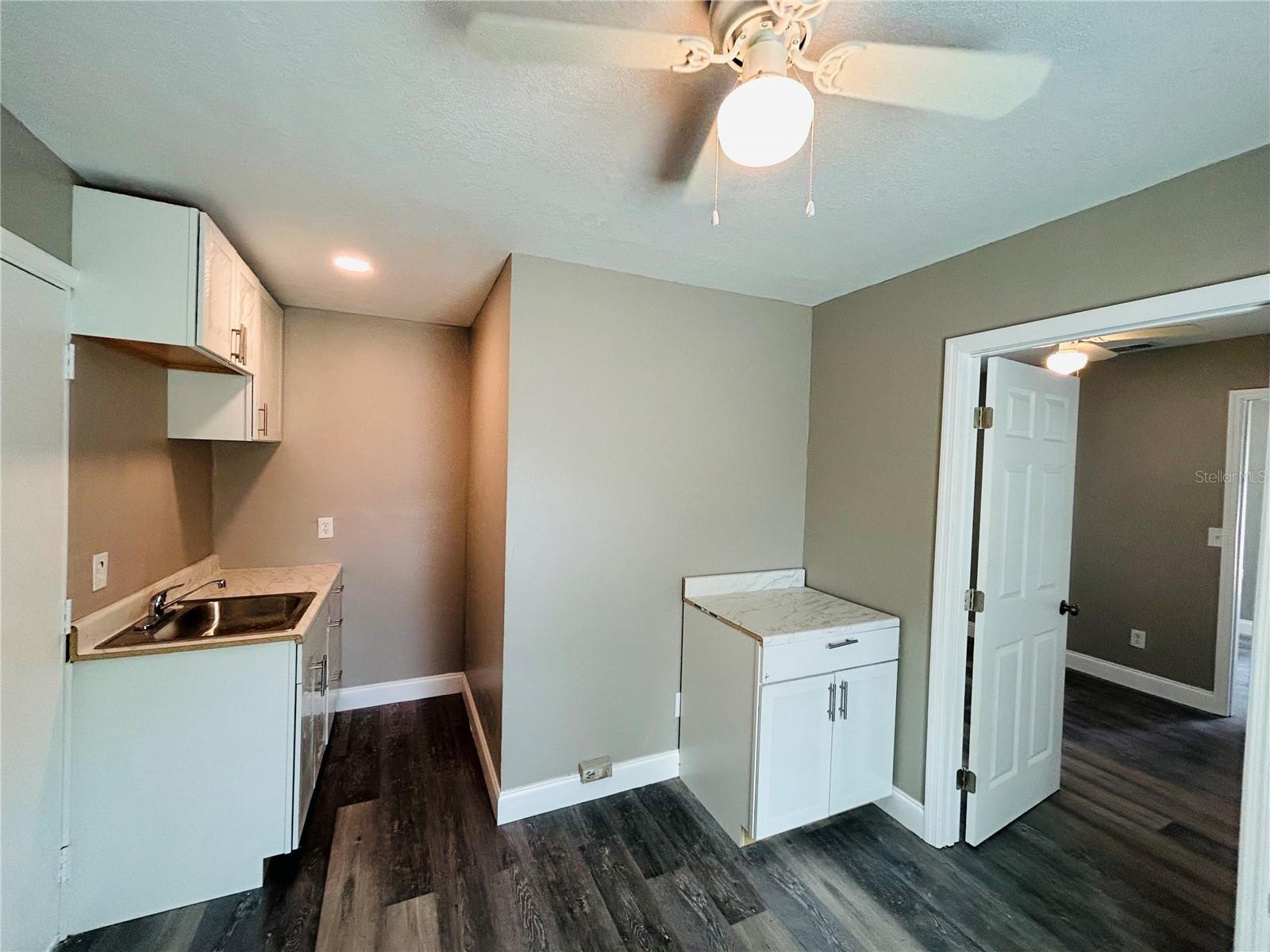 1402 POWHATTAN ST, JACKSONVILLE, FL, 32209