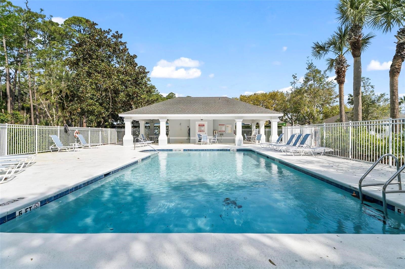 8 CROSSTIE CT, PALM COAST, FL, 32137