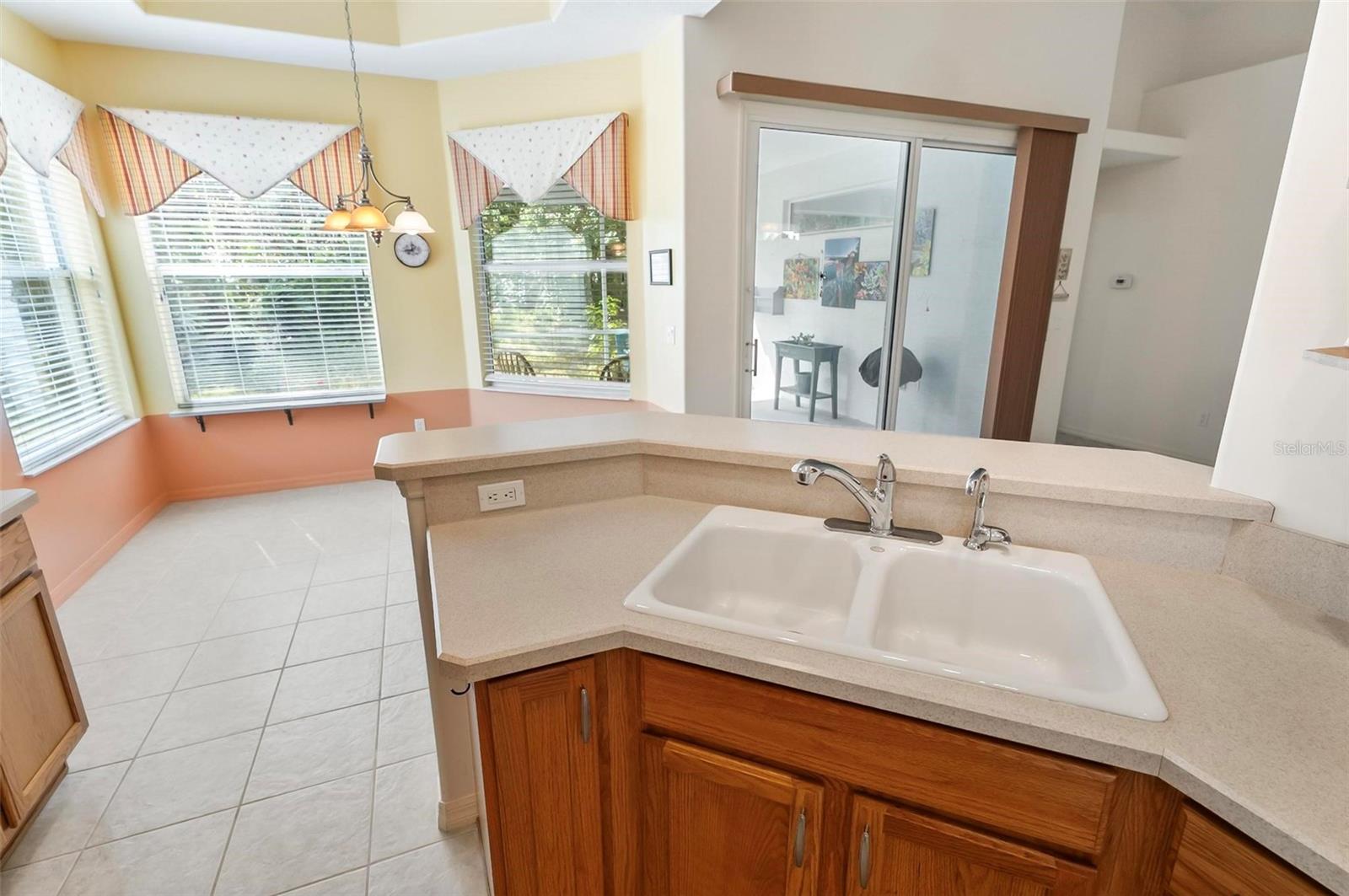 8 CROSSTIE CT, PALM COAST, FL, 32137
