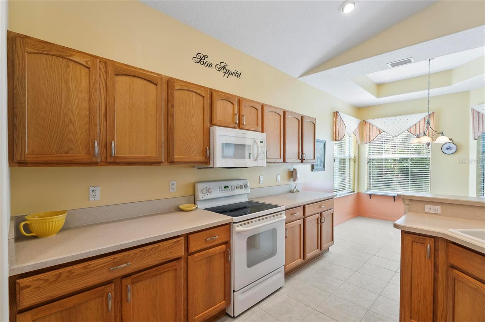 8 CROSSTIE CT, PALM COAST, FL, 32137