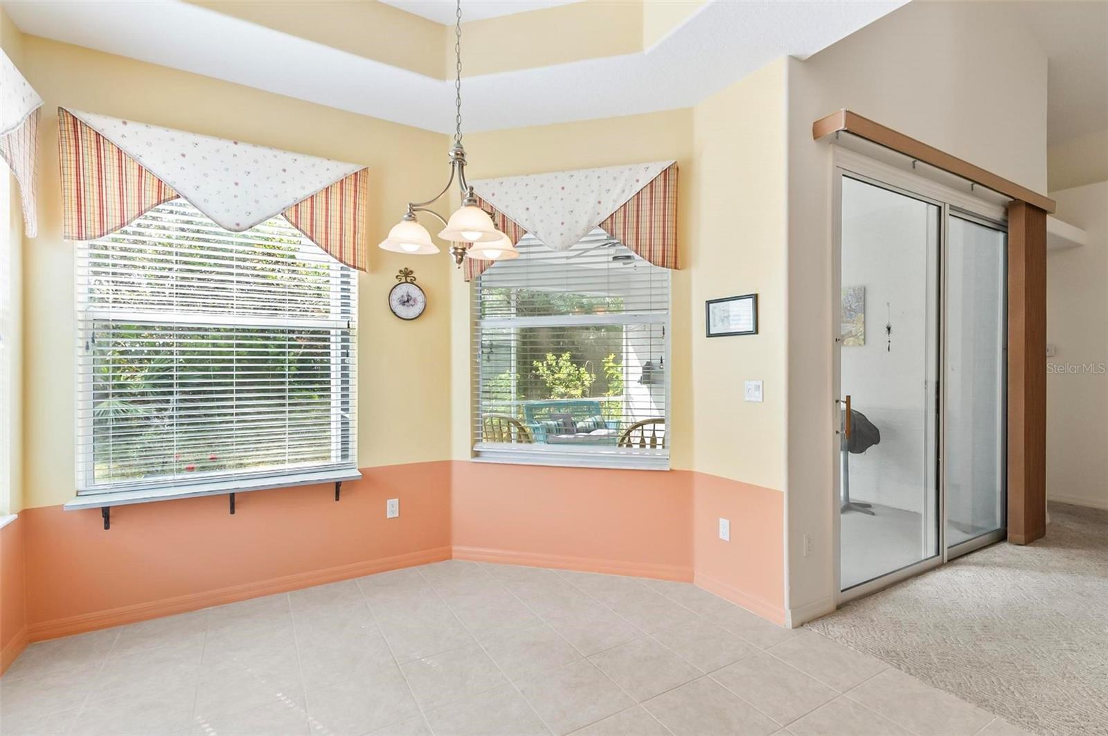 8 CROSSTIE CT, PALM COAST, FL, 32137