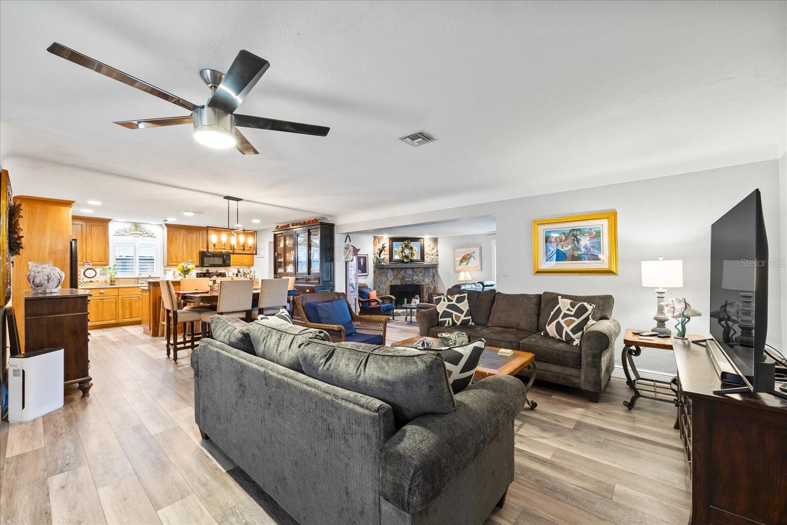 7912 3RD AVE S, ST PETERSBURG, FL, 33707