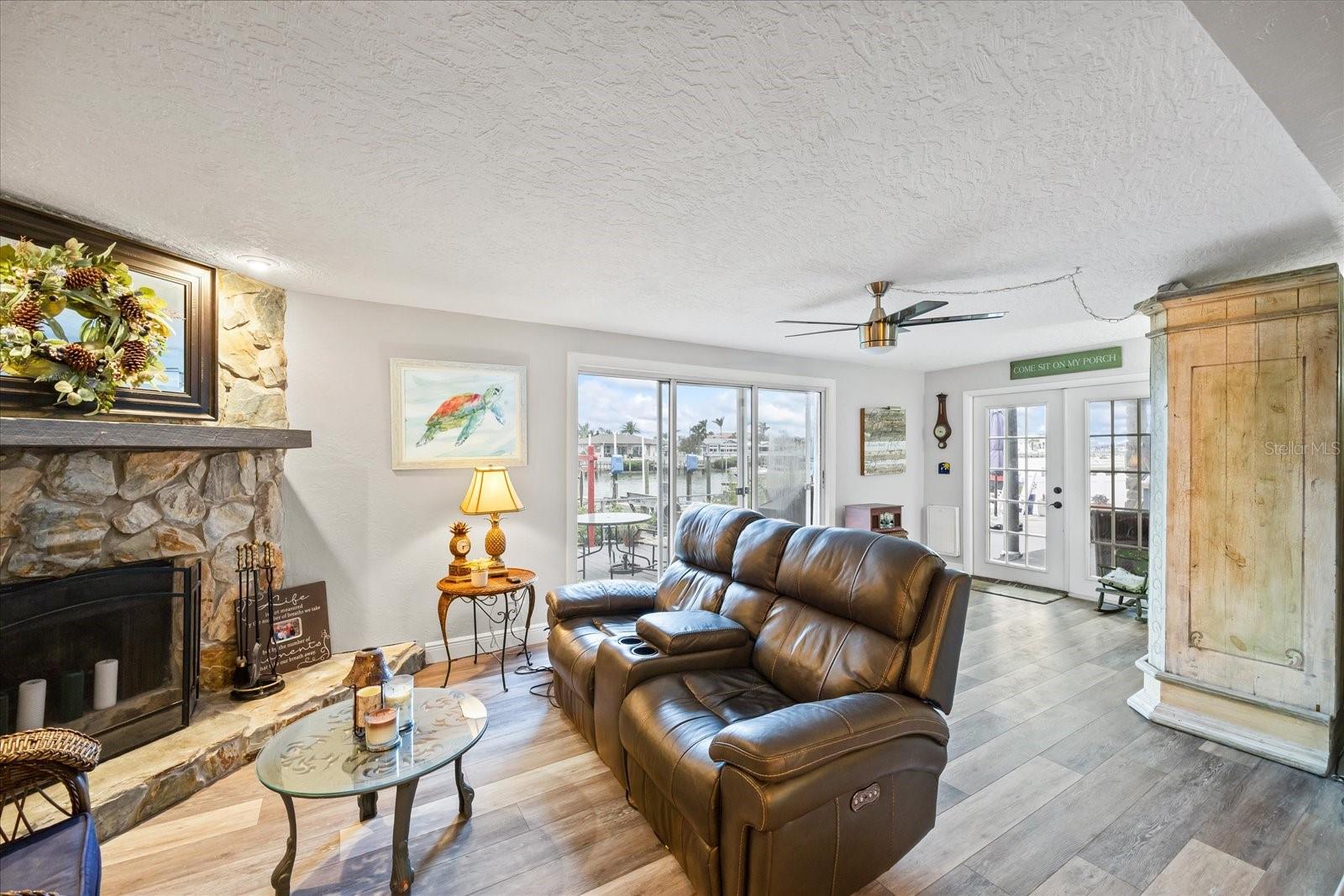 7912 3RD AVE S, ST PETERSBURG, FL, 33707