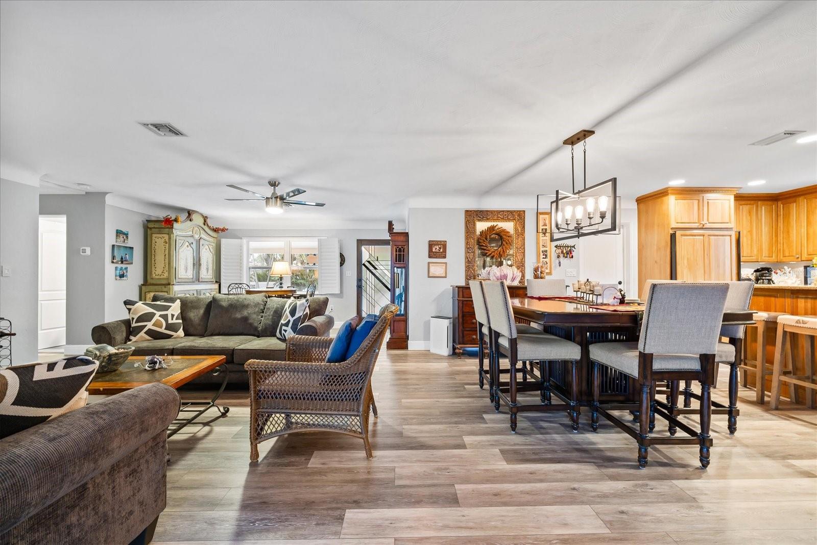 7912 3RD AVE S, ST PETERSBURG, FL, 33707