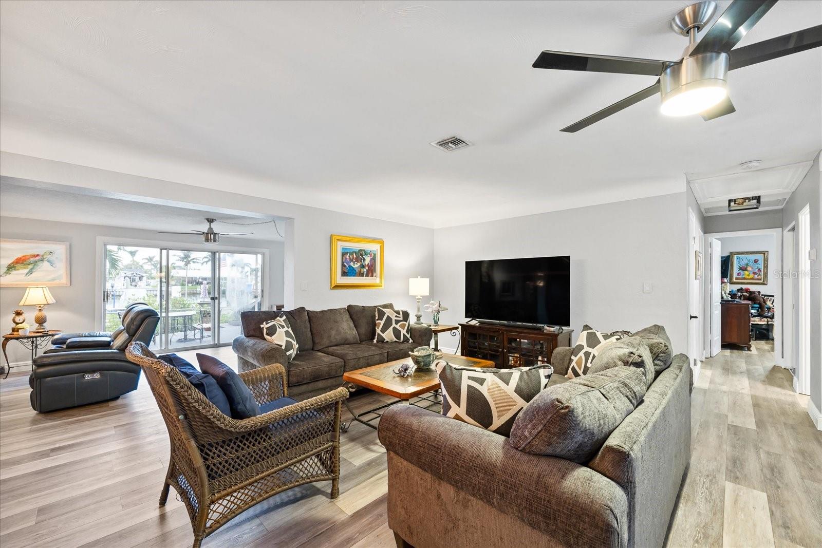 7912 3RD AVE S, ST PETERSBURG, FL, 33707