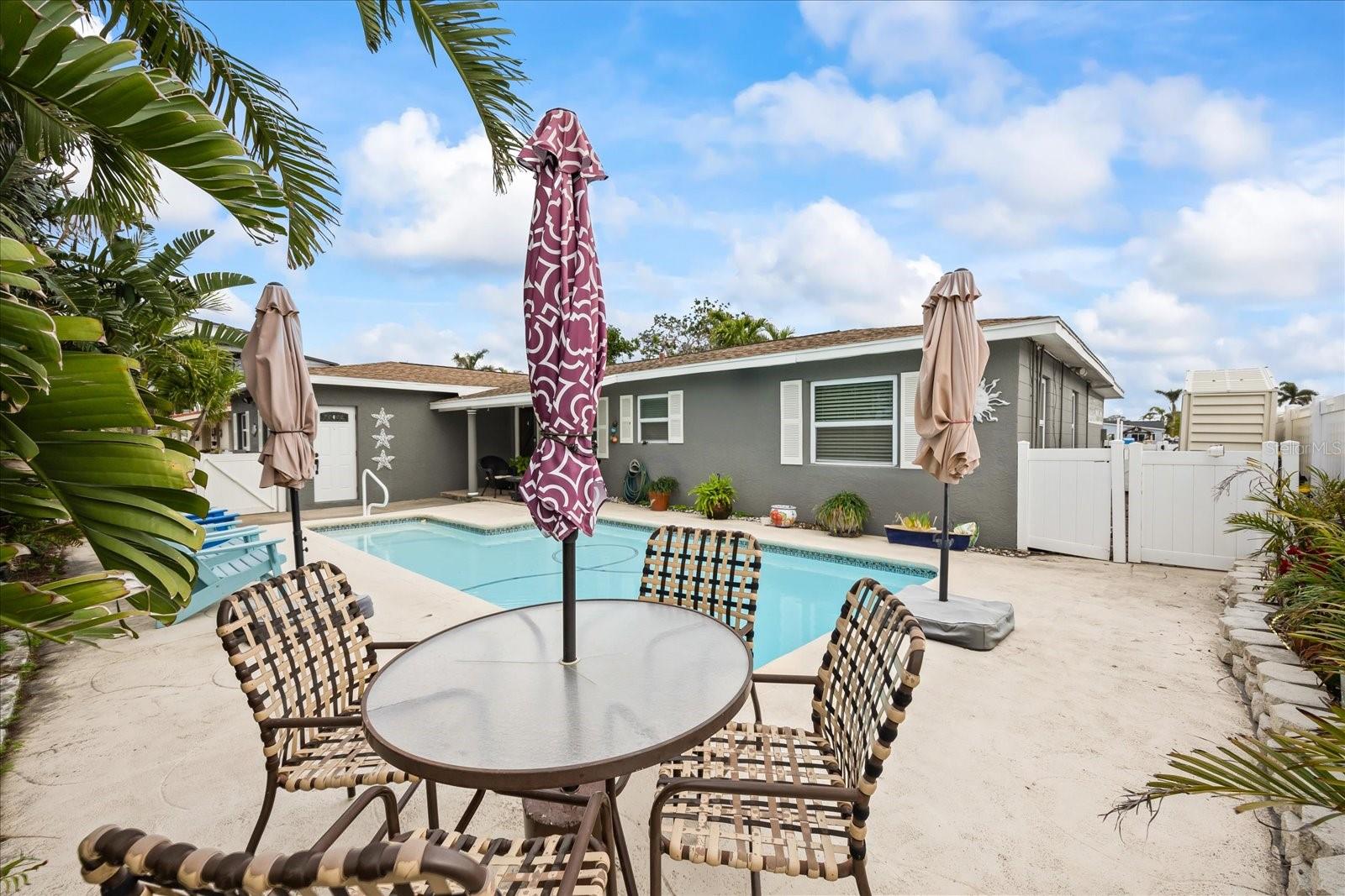 7912 3RD AVE S, ST PETERSBURG, FL, 33707