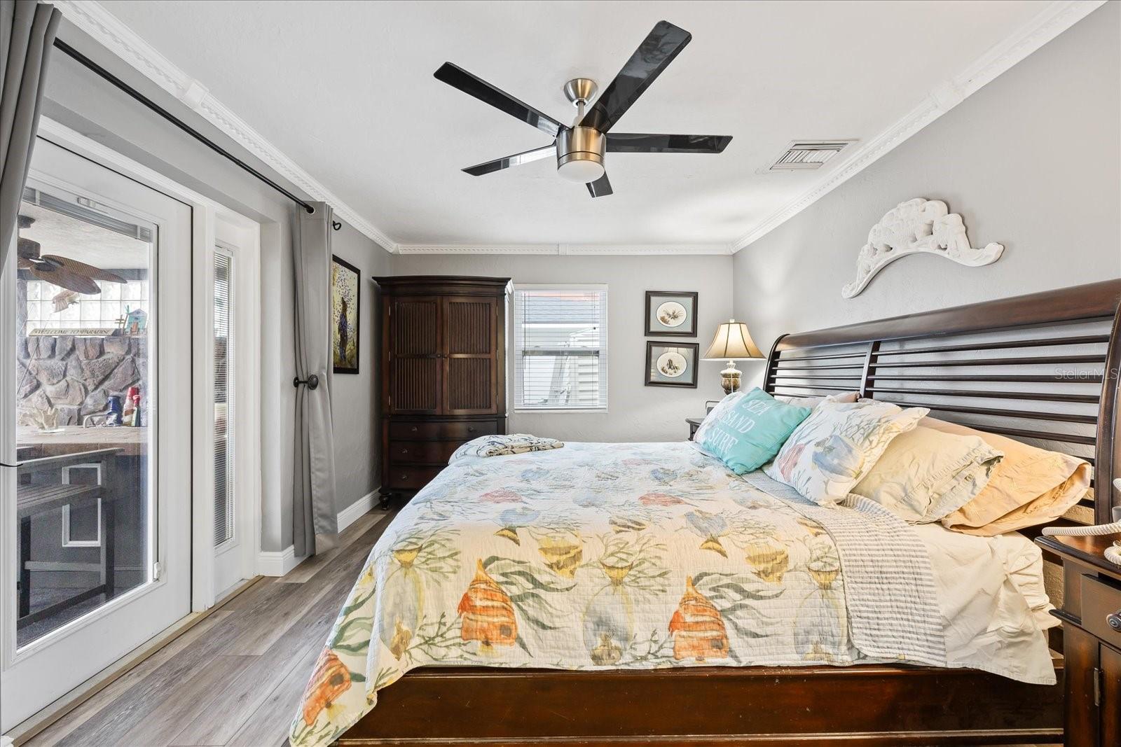 7912 3RD AVE S, ST PETERSBURG, FL, 33707