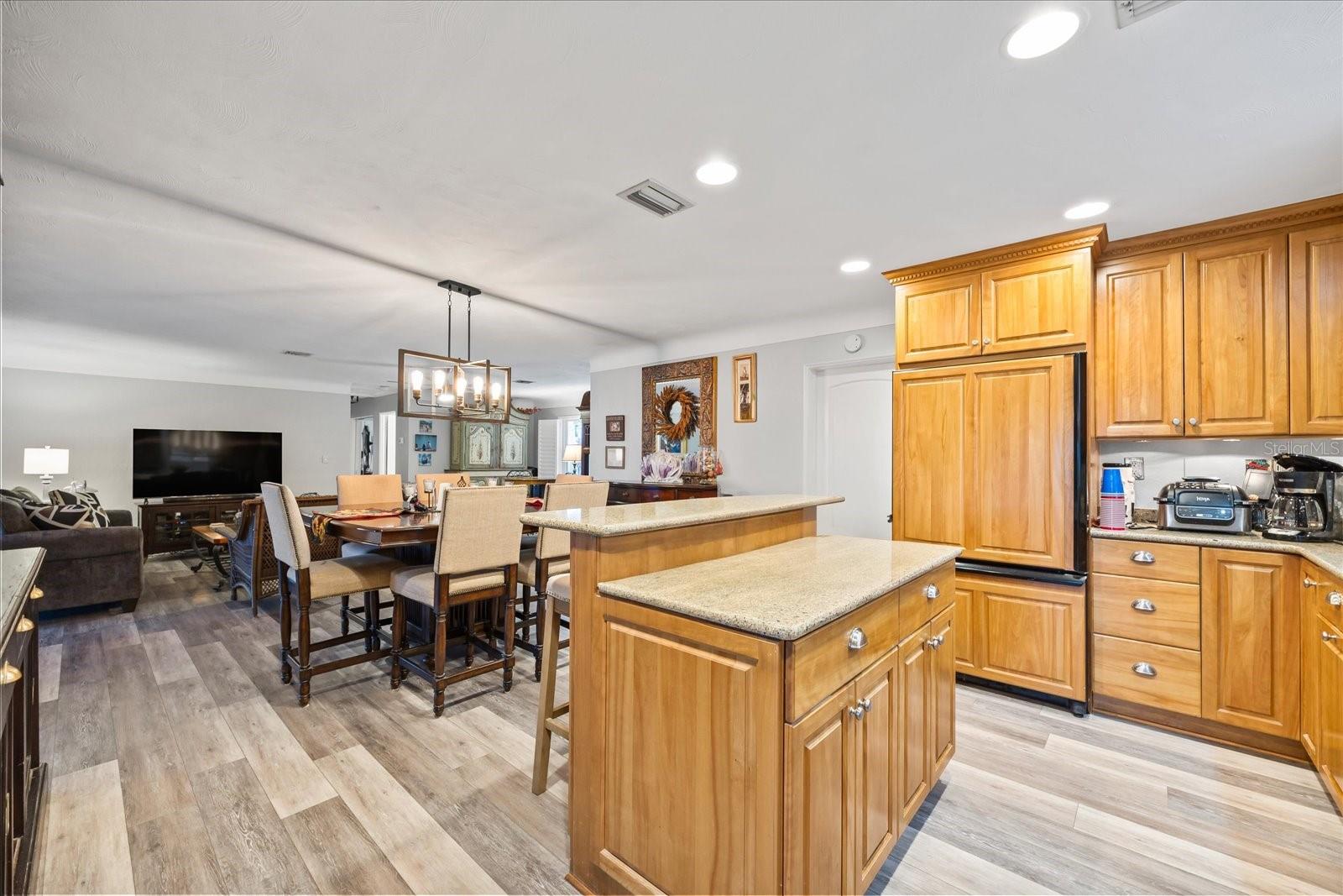 7912 3RD AVE S, ST PETERSBURG, FL, 33707