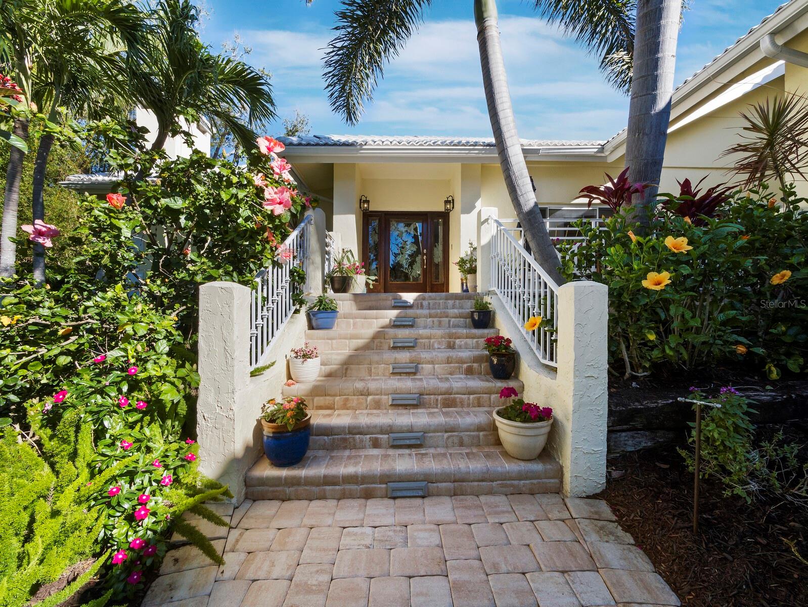 3322 BAYOU RD, LONGBOAT KEY, FL, 34228