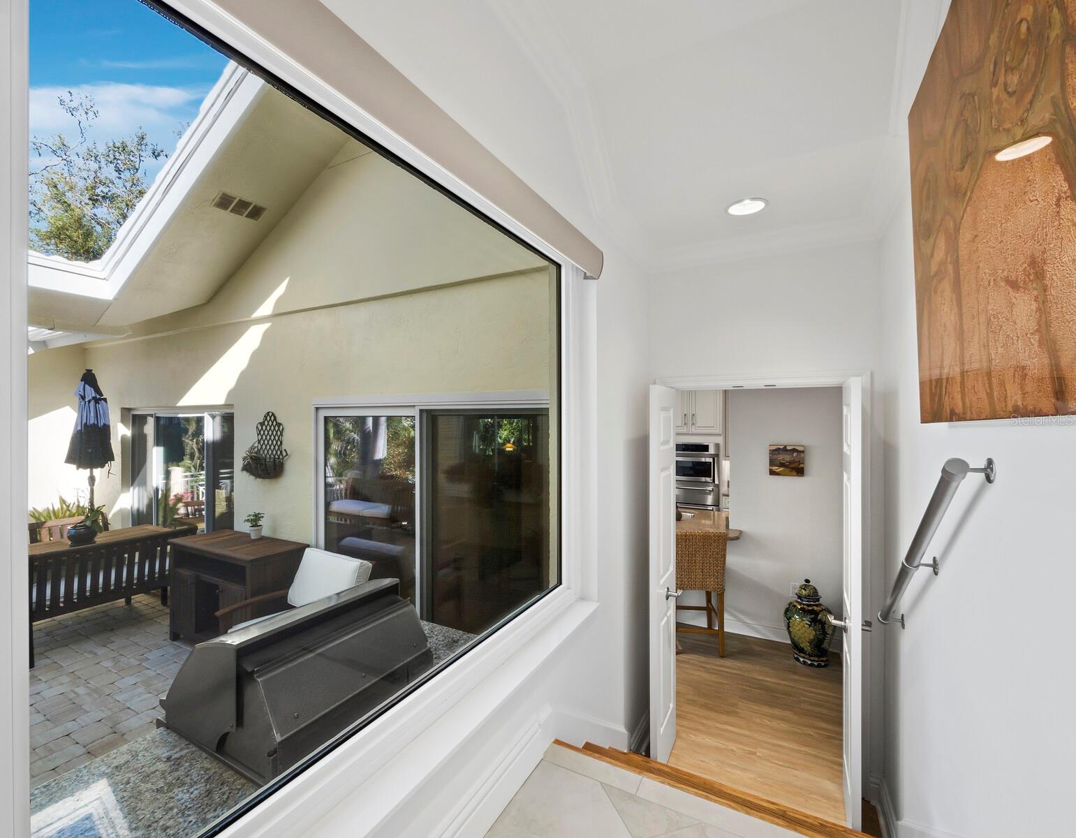 3322 BAYOU RD, LONGBOAT KEY, FL, 34228