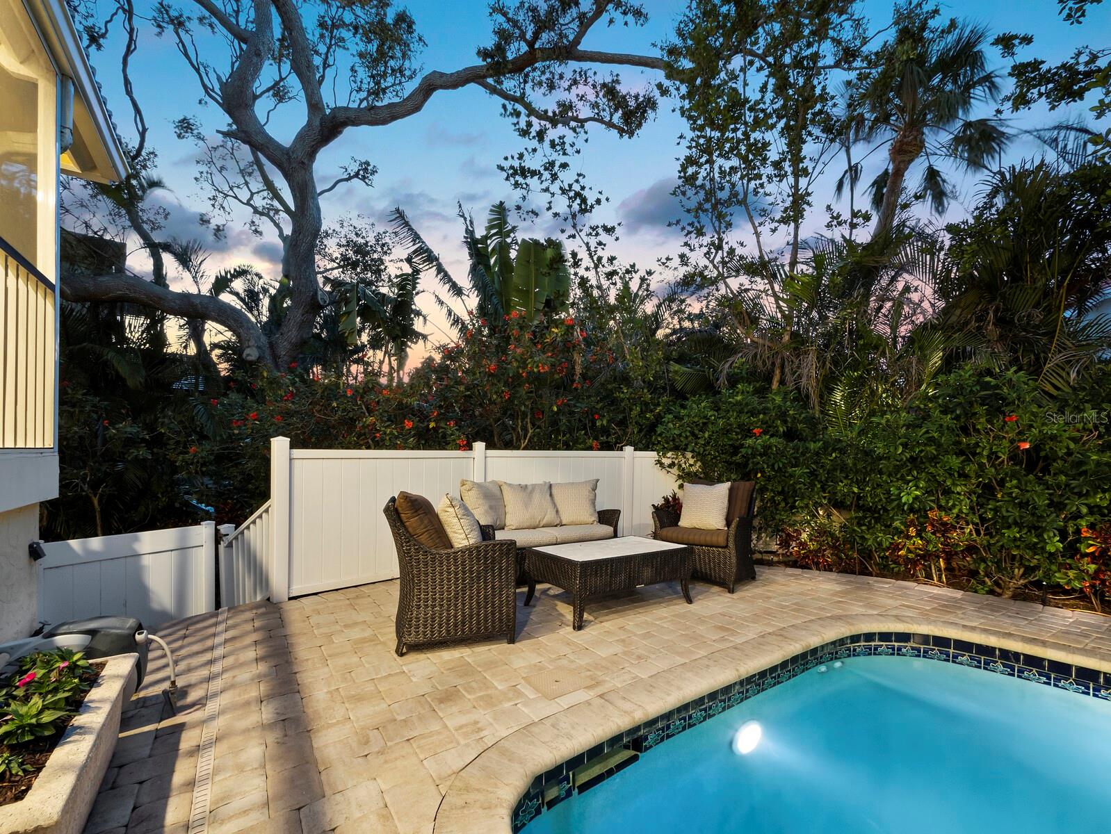 3322 BAYOU RD, LONGBOAT KEY, FL, 34228