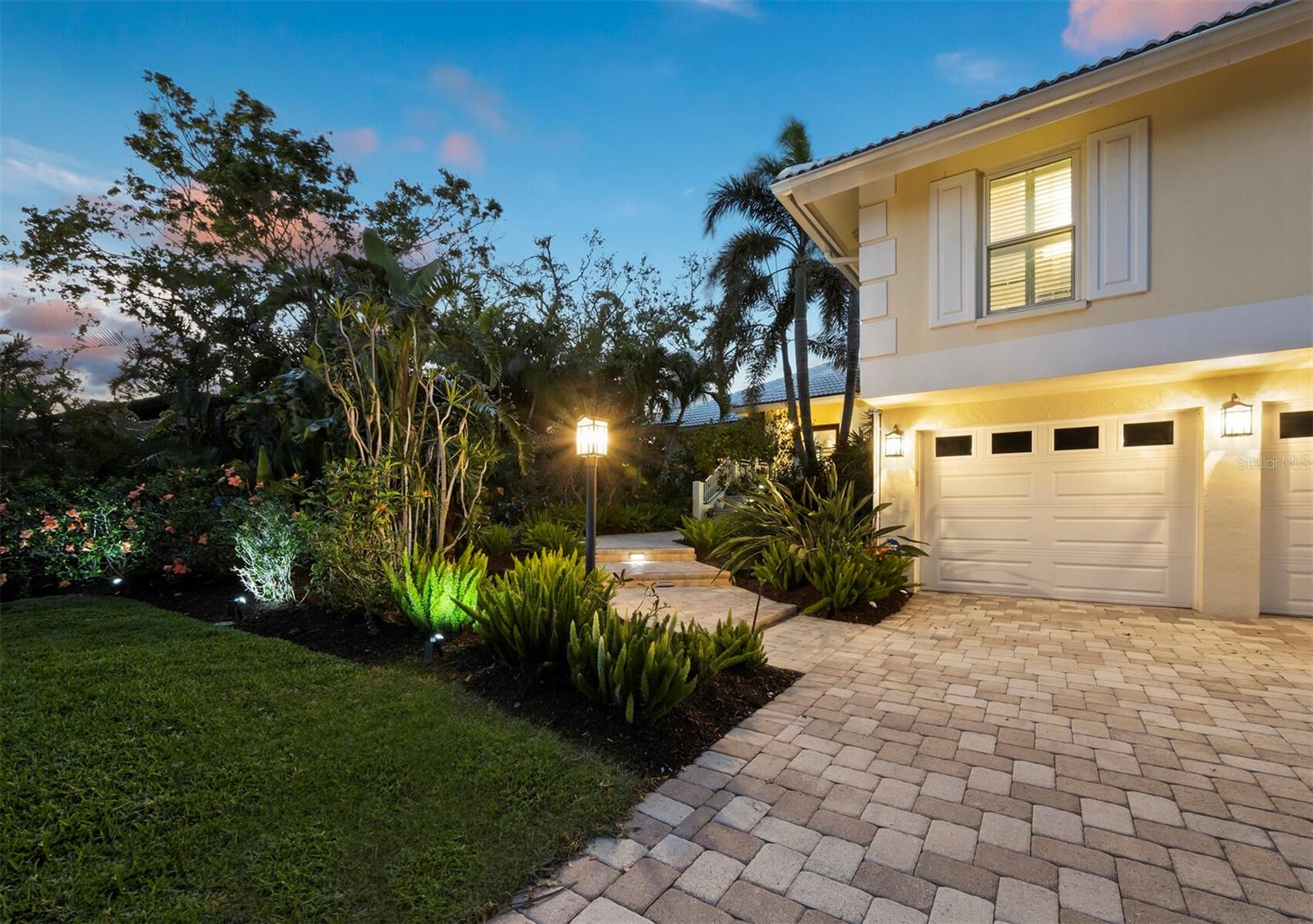 3322 BAYOU RD, LONGBOAT KEY, FL, 34228