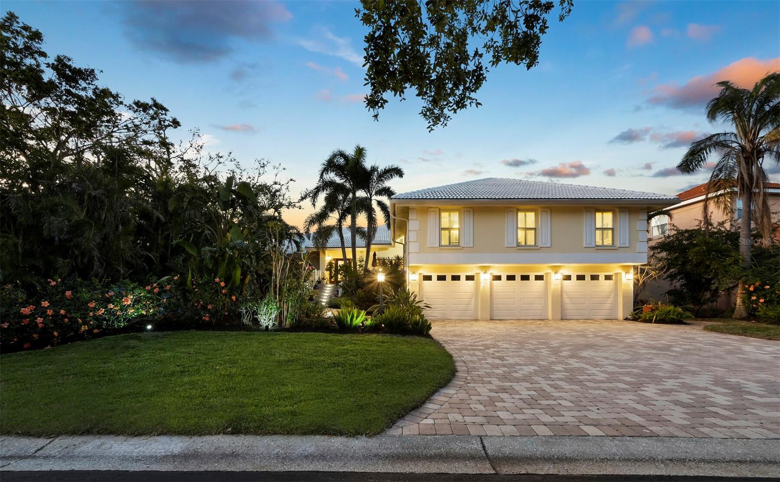 3322 BAYOU RD, LONGBOAT KEY, FL, 34228