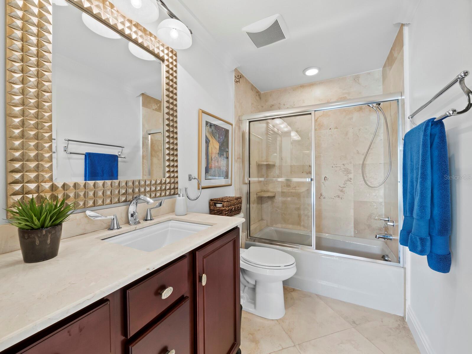 3322 BAYOU RD, LONGBOAT KEY, FL, 34228
