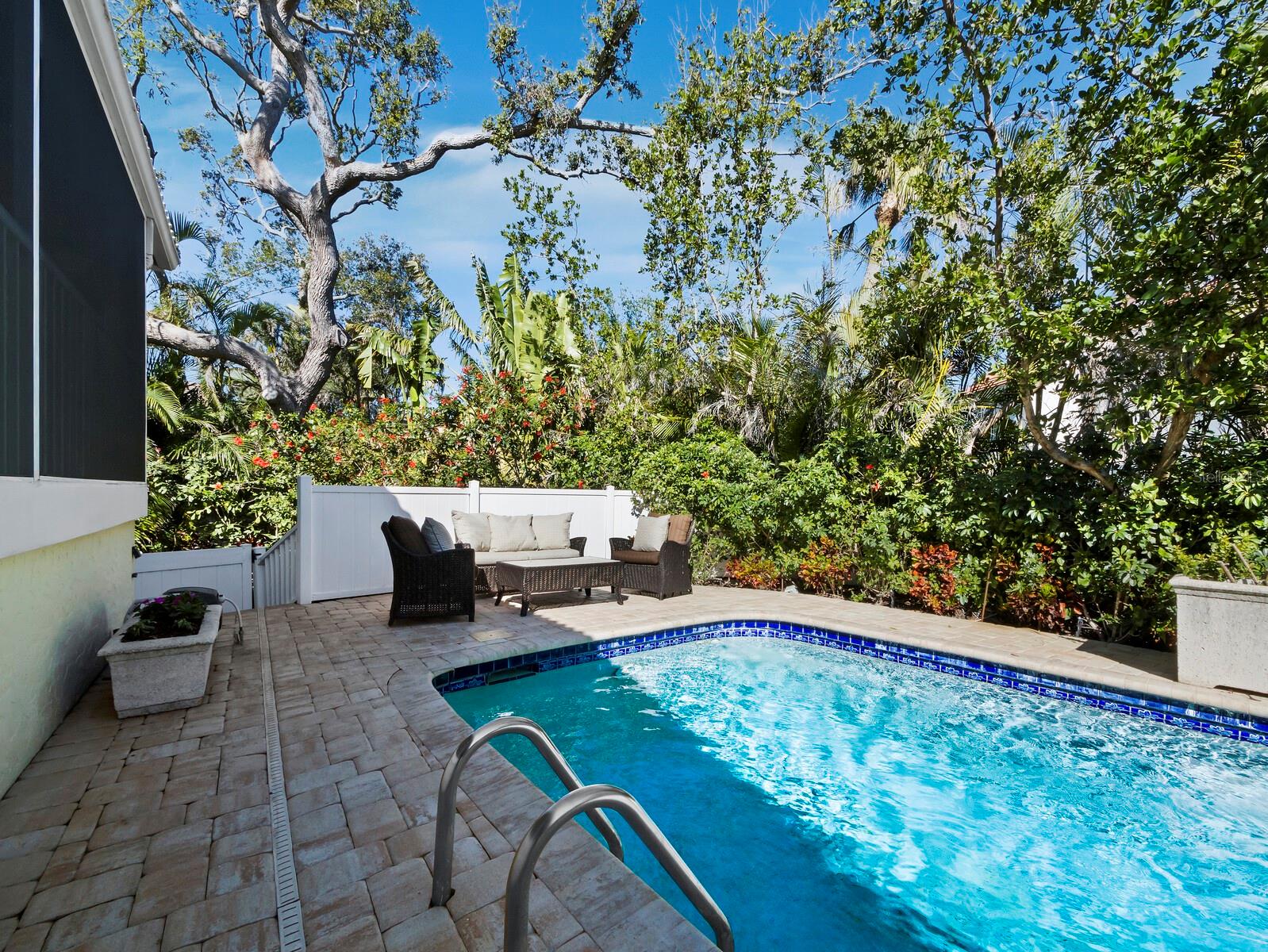 3322 BAYOU RD, LONGBOAT KEY, FL, 34228